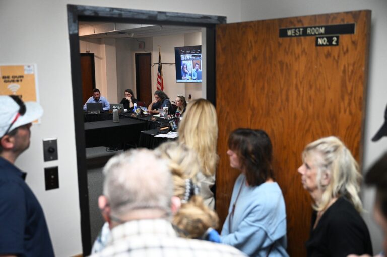 Livingston Commission Allows Controversial Film to Resume Shooting Livingston Commission Allows Controversial Film to Resume Shooting
