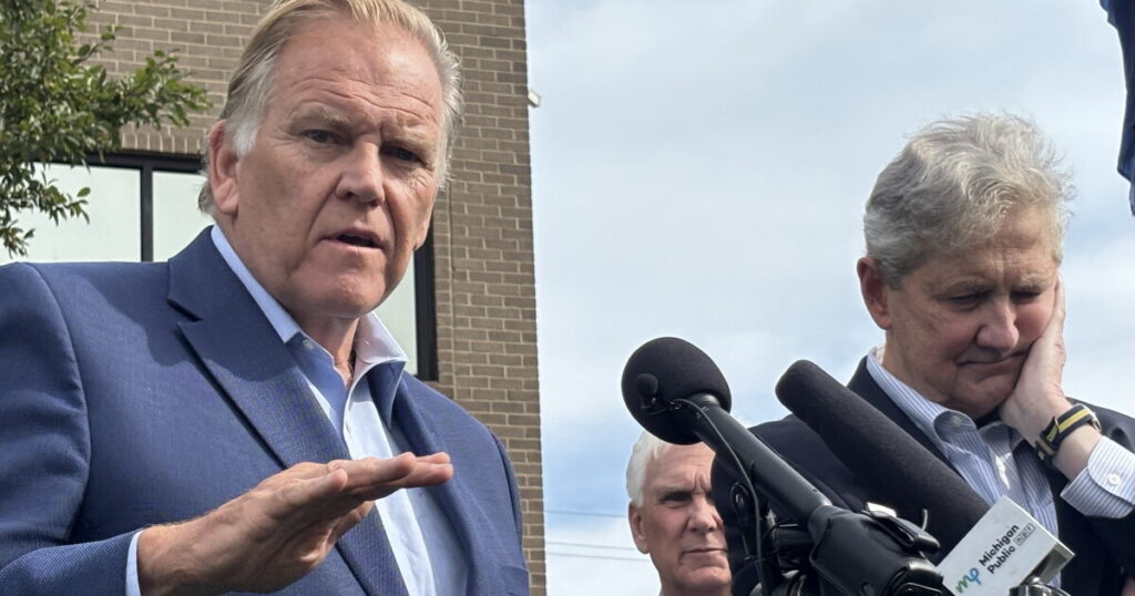 Michigan Senate Race Heats Up as Candidates Make Final Campaign Push