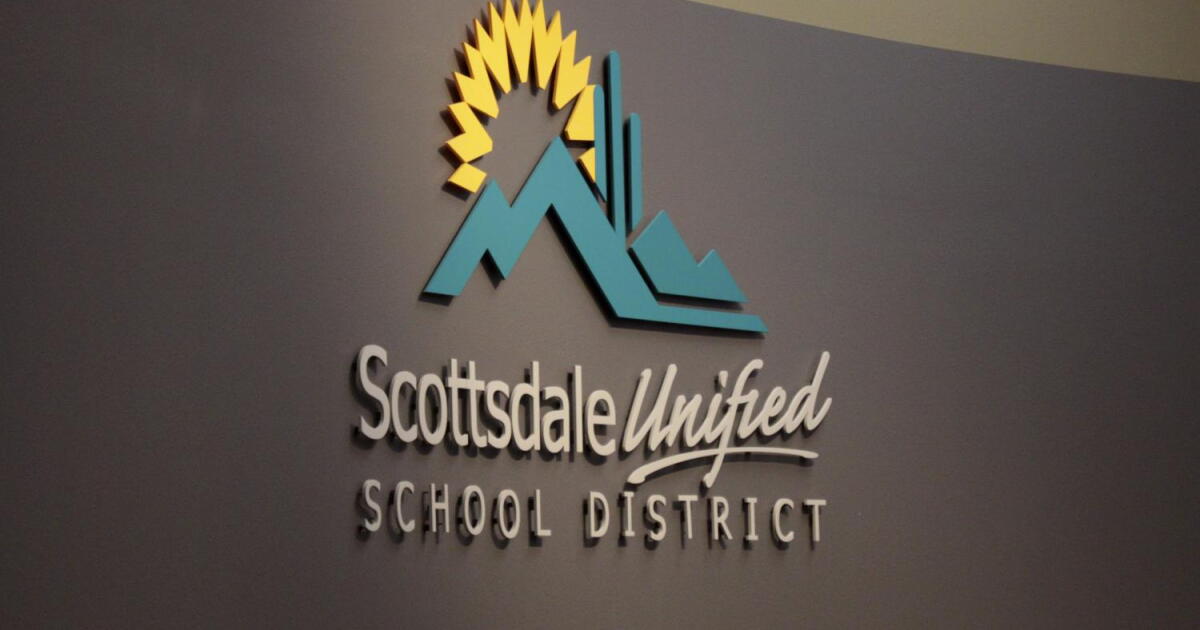 Scottsdale Schools Consider New Policy on Classroom Screen Time